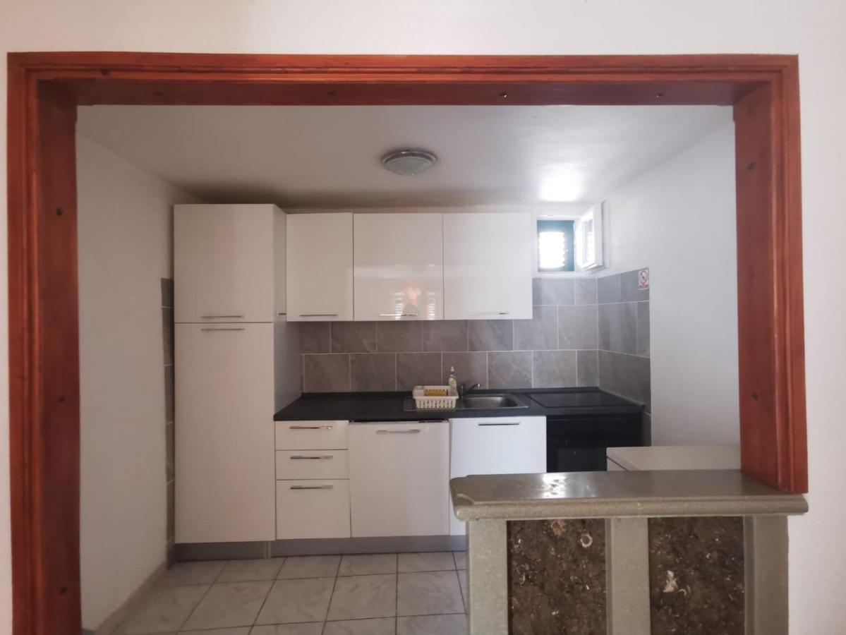 Apartmani Franceska Μπολ Εξωτερικό φωτογραφία