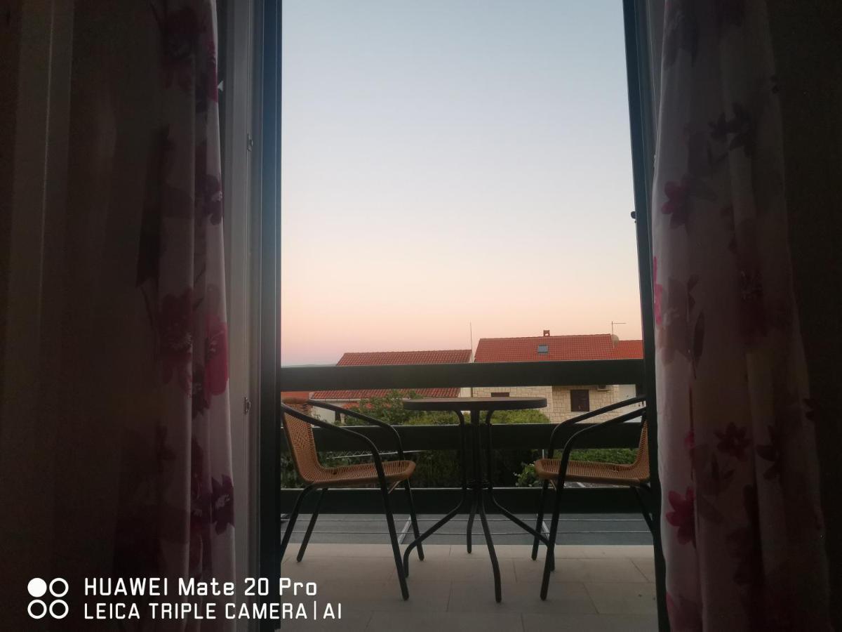Apartmani Franceska Μπολ Εξωτερικό φωτογραφία