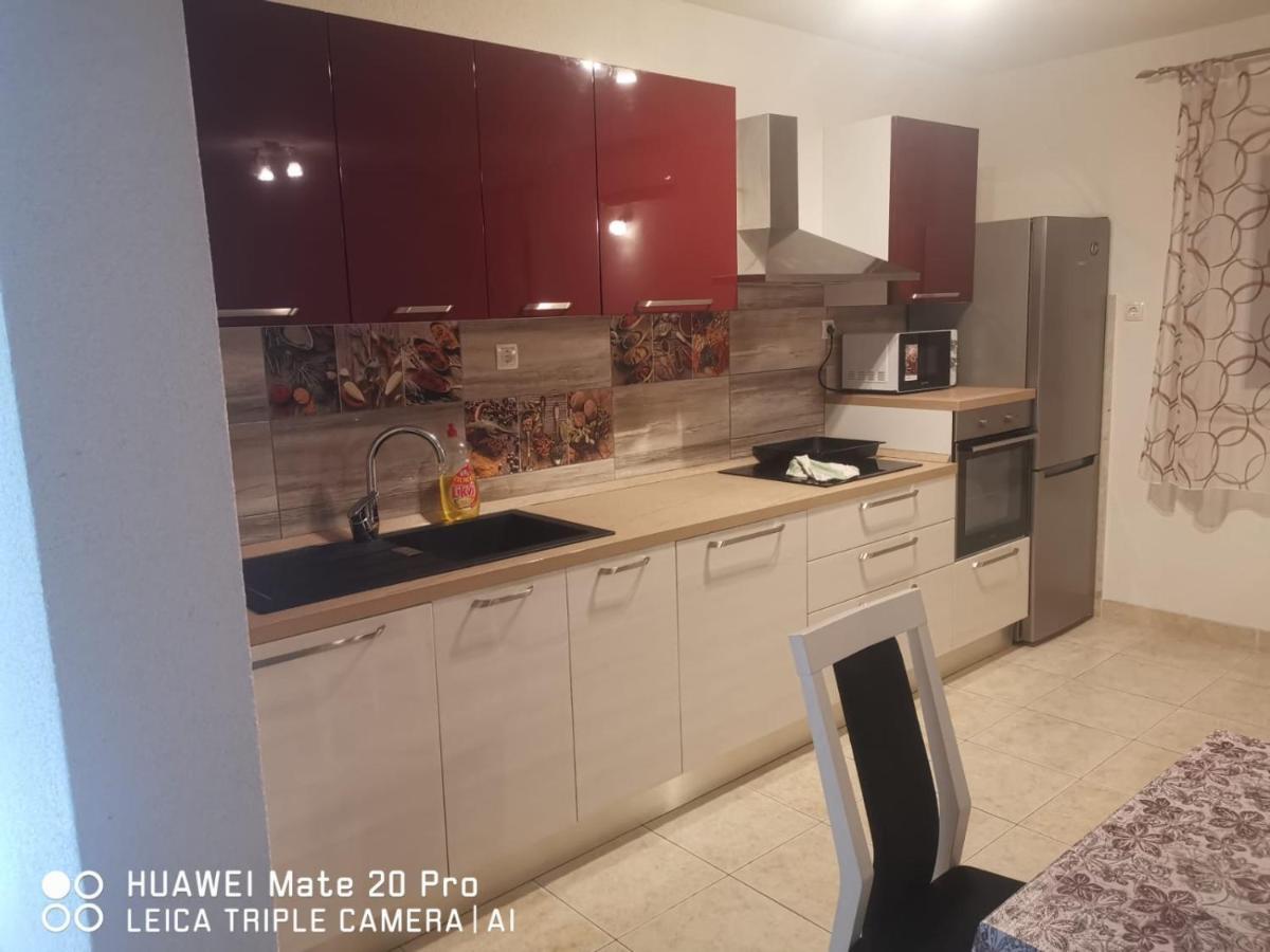 Apartmani Franceska Μπολ Εξωτερικό φωτογραφία